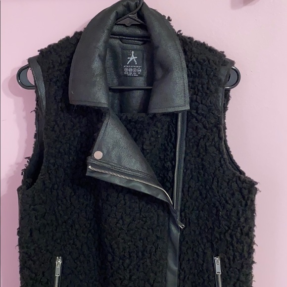Jackets & Blazers - Fuzzy black fashion vest